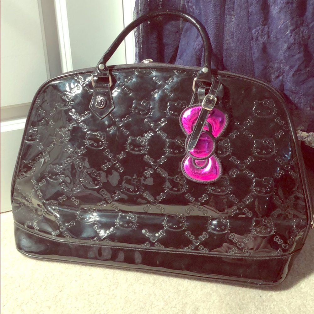 Hello kitty purse